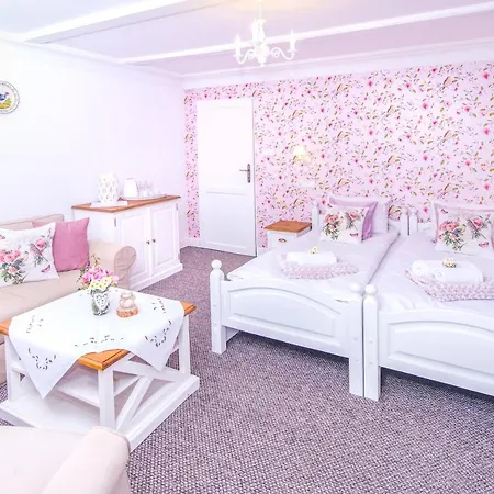 Pogaduchy Inn *